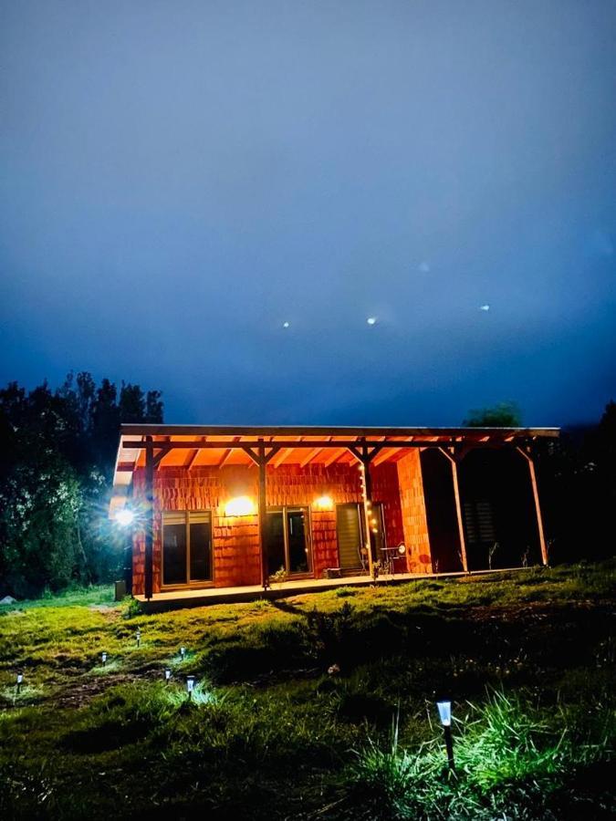 Rio Blanco Villa Hornopiren Exteriör bild