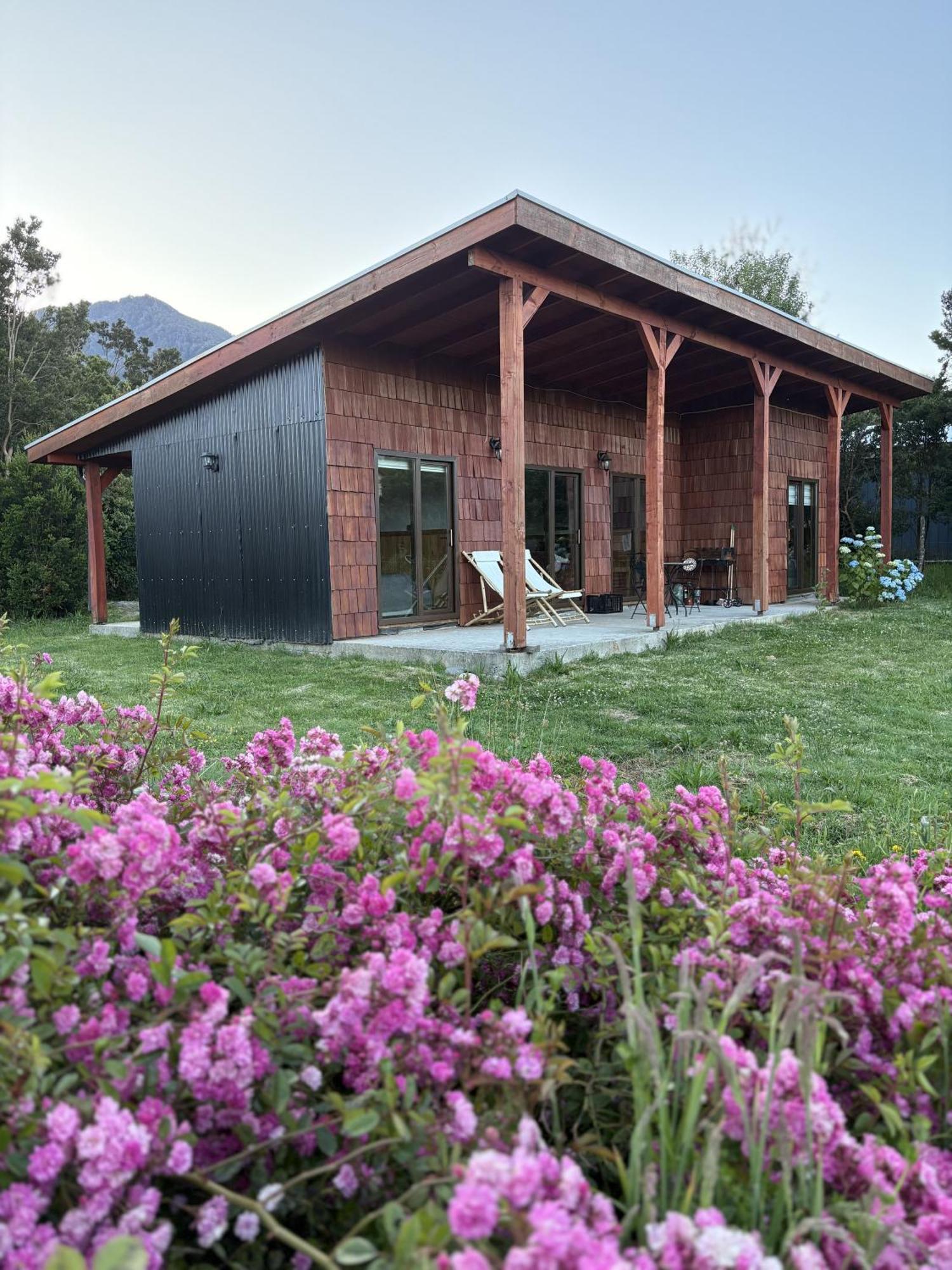 Rio Blanco Villa Hornopiren Exteriör bild